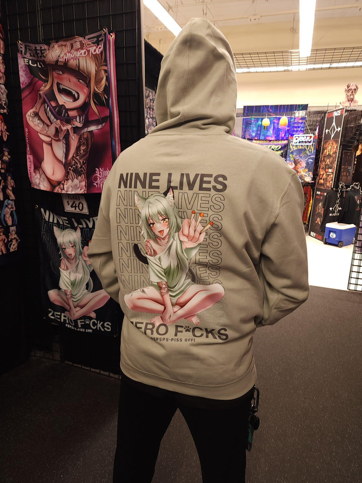 Nine Lives Hoodie Minty
